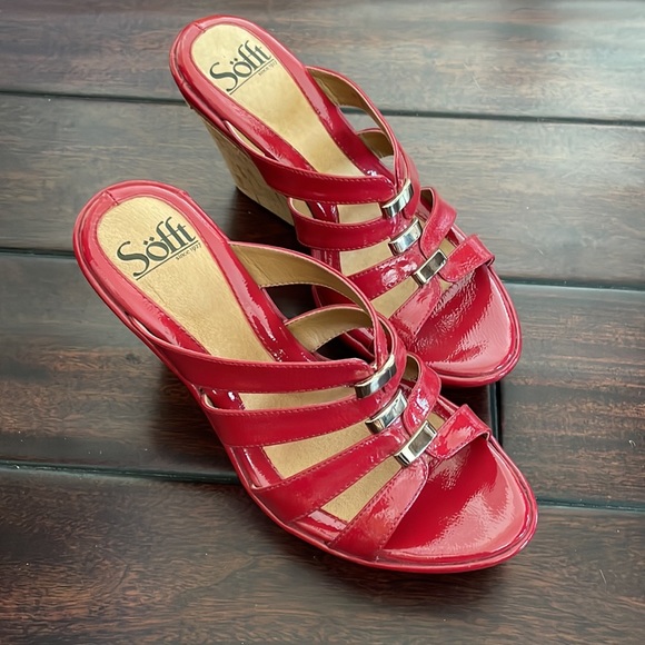 Söfft wedge sandals - Picture 1 of 9